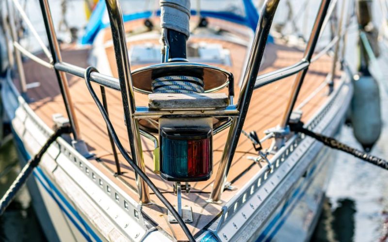 Navigation Lights: Rules and Regulations for Canadian Pleasure Craft